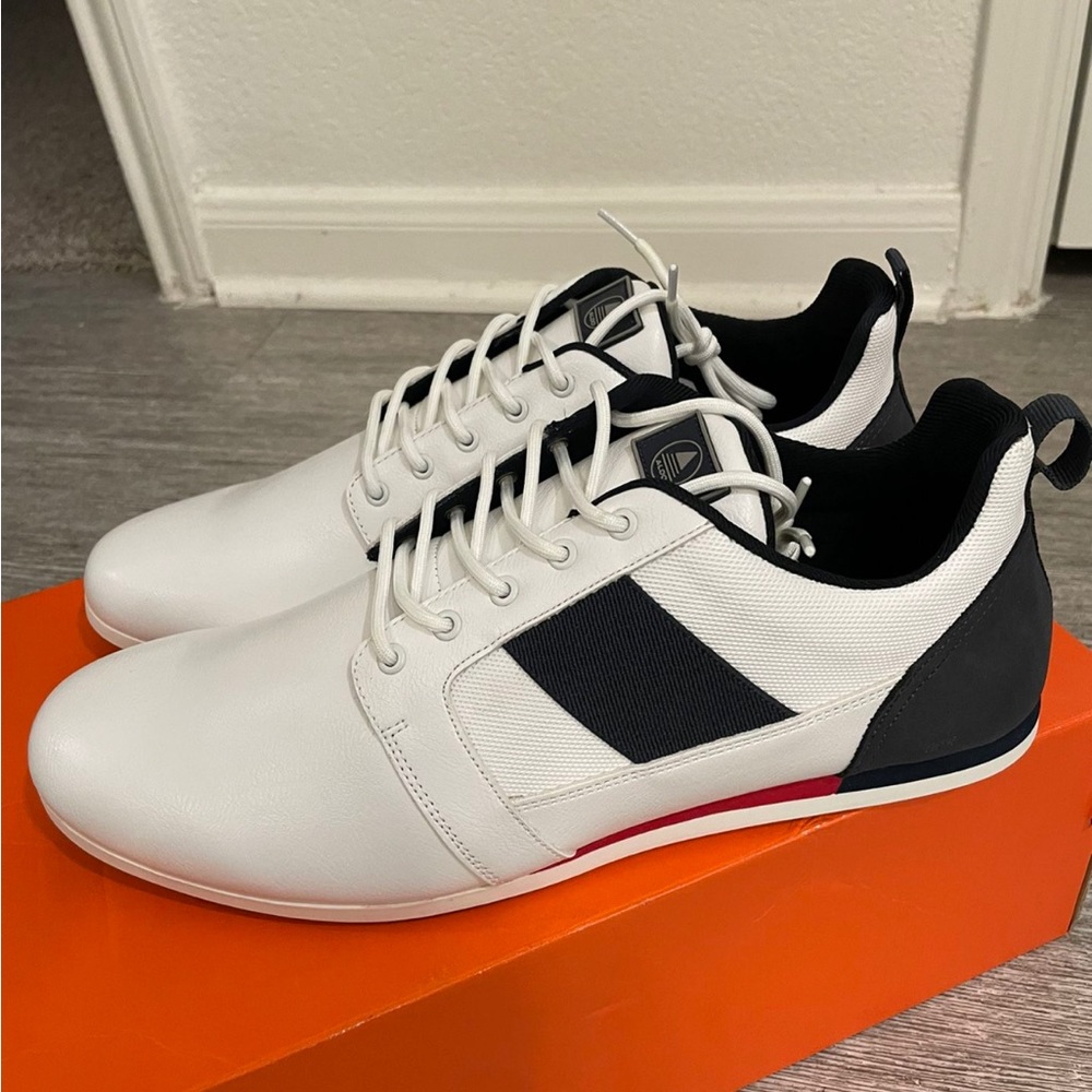 Also Men’s Shoes